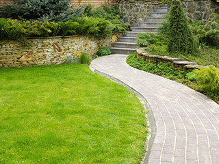 Tips For Hiring A Landscape Contractor Lakeland, FL